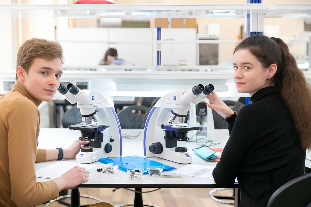 «Длинные личные инвестиции с негарантированным успехом» или почему поколение Z сомневается идти в науку?